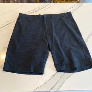 Travis Mathew Golf Shorts 38